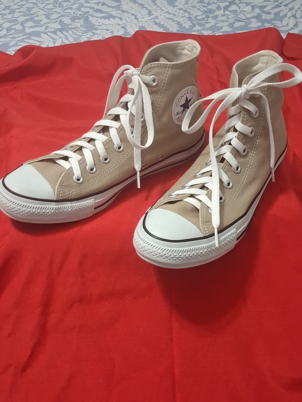 Converse High Top Sneakers in Beige and White, Size 9